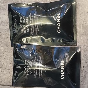 Le Volume Revolution De Chanel Mascara Sample Bundle
